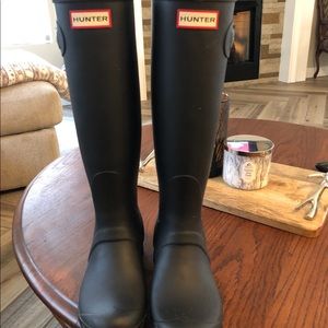 Women’s hunter rain boots